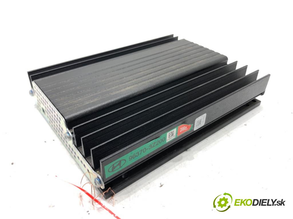 HYUNDAI i40 I Kombi Van (VF) 2011 - 2022    1.7 CRDI 85 kW [116 KM] olej napędowy 2015 - 2022  Zosilňovač 96370-3Z200 (Zosilňovače)