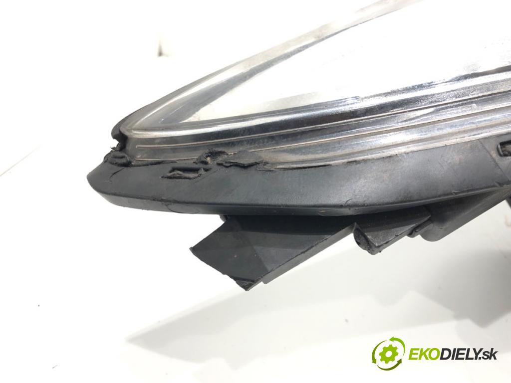 HYUNDAI i40 I Kombi Van (VF) 2011 - 2022    1.7 CRDI 85 kW [116 KM] olej napędowy 2015 - 2022  Svetlomet ľavy predný XENON