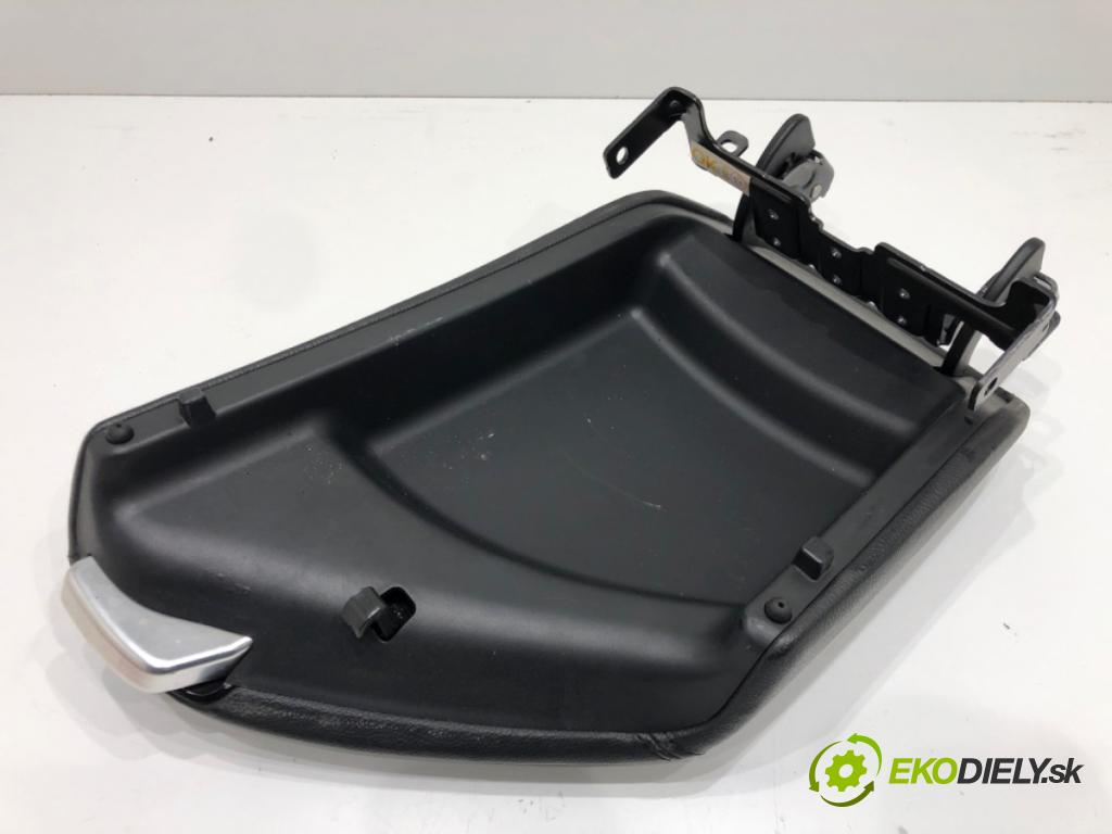 HYUNDAI i40 I Kombi Van (VF) 2011 - 2022    1.7 CRDI 85 kW [116 KM] olej napędowy 2015 - 2022  Lakťová opierka  (Lakťové opierky)