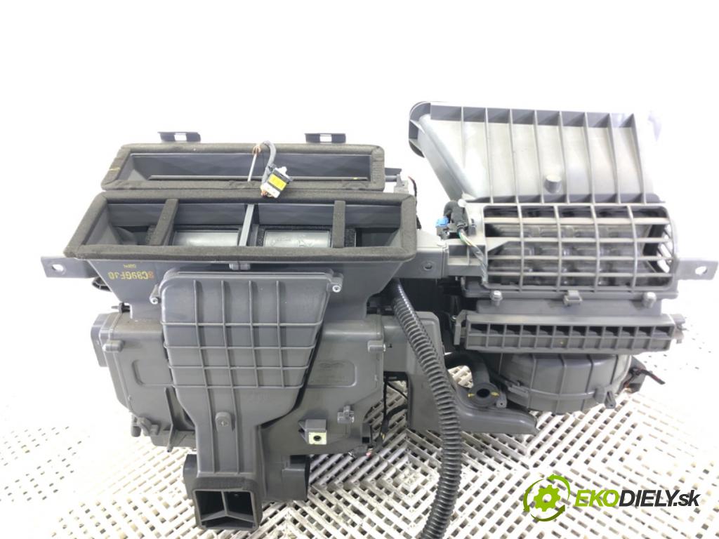 HYUNDAI i40 I Kombi Van (VF) 2011 - 2022    1.7 CRDI 85 kW [116 KM] olej napędowy 2015 - 2022  topné těleso radiátor topení komplet KOMBAJN  (Radiátory topení)