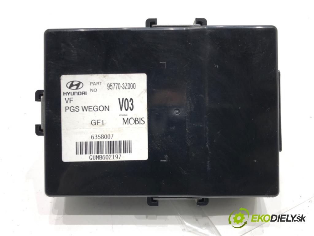 HYUNDAI i40 I Kombi Van (VF) 2011 - 2022    1.7 CRDI 85 kW [116 KM] olej napędowy 2015 - 2022  Modul PDC 95770-3Z000 (Ostatné)