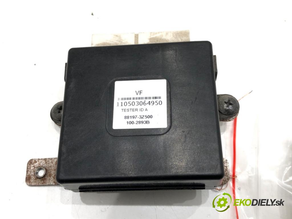 HYUNDAI i40 I Kombi Van (VF) 2011 - 2022    1.7 CRDI 85 kW [116 KM] olej napędowy 2015 - 2022  Modul silentbloku sedačky 88197-3Z500