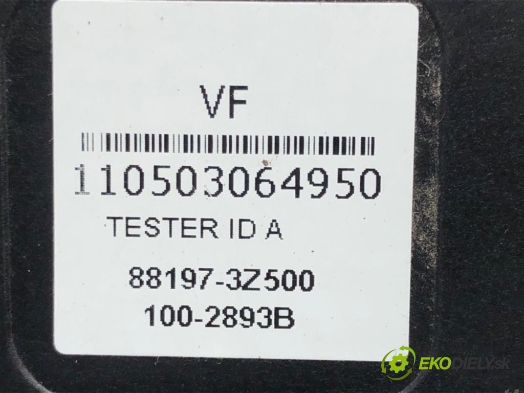 HYUNDAI i40 I Kombi Van (VF) 2011 - 2022    1.7 CRDI 85 kW [116 KM] olej napędowy 2015 - 2022  Modul silentbloku sedačky 88197-3Z500