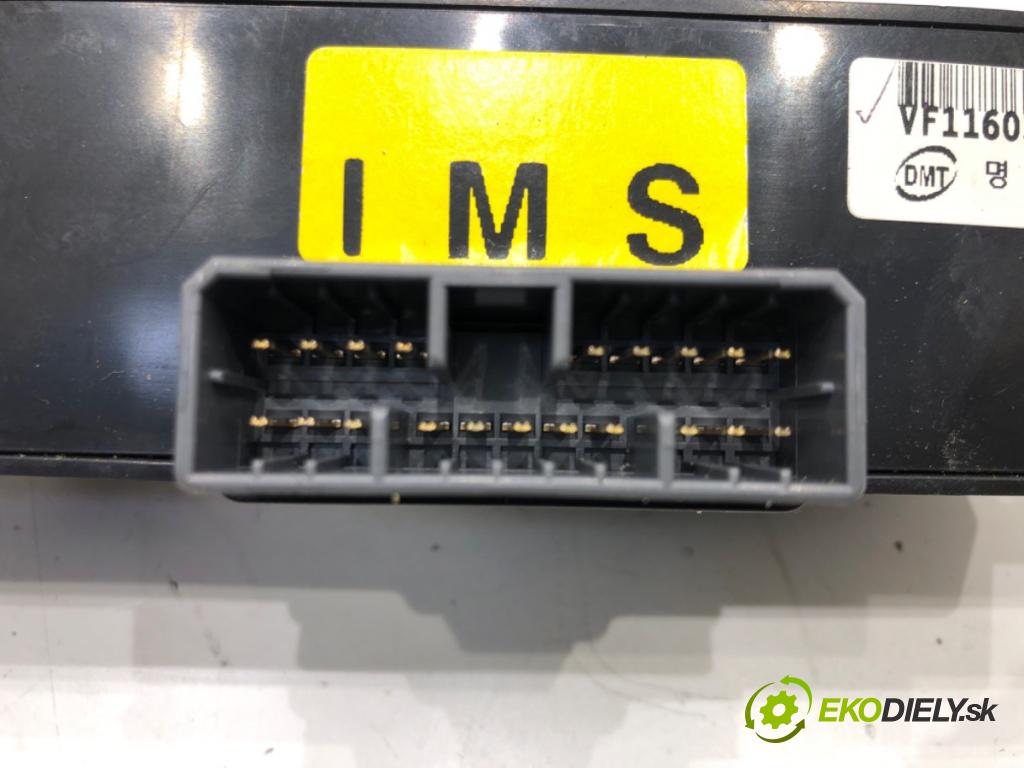 HYUNDAI i40 I Kombi Van (VF) 2011 - 2022    1.7 CRDI 85 kW [116 KM] olej napędowy 2015 - 2022  Prepínač sedačky ľavy