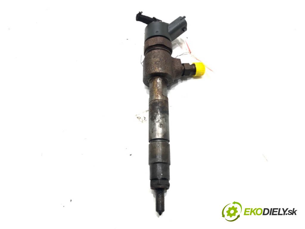 OPEL VECTRA C Kombi (Z02) 2003 - 2009    1.9 CDTI (F35) 88 kW [120 KM] olej napędowy 2004 - 2009  vstrekovač 0445110165 (Vstrekovače)