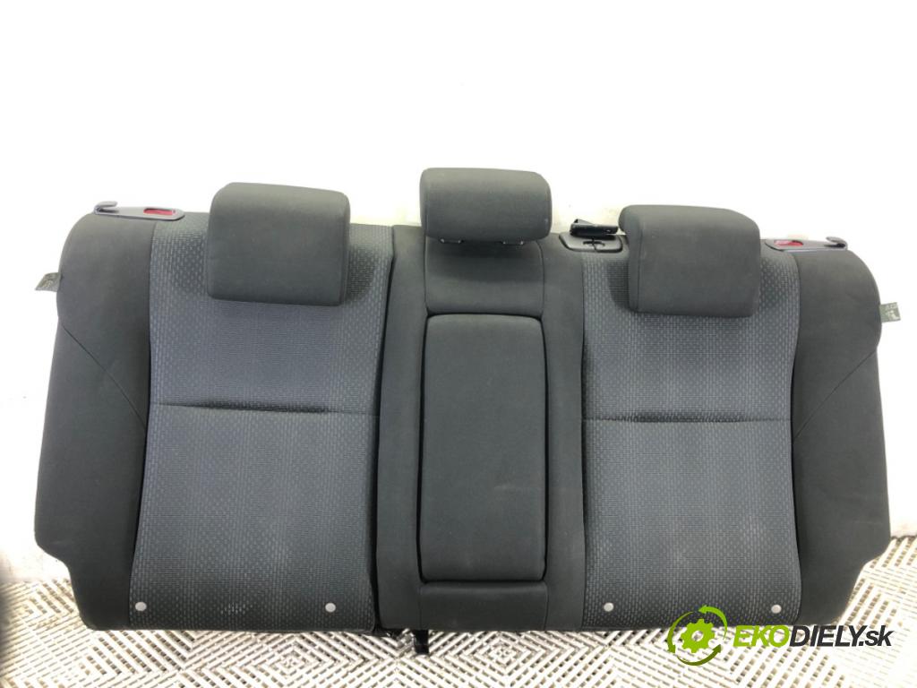 MAZDA 3 (BL) 2008 - 2014    1.6 MZR (BL14) 77 kW [105 KM] benzyna 2008 - 2014  Sedadlo druhý rad