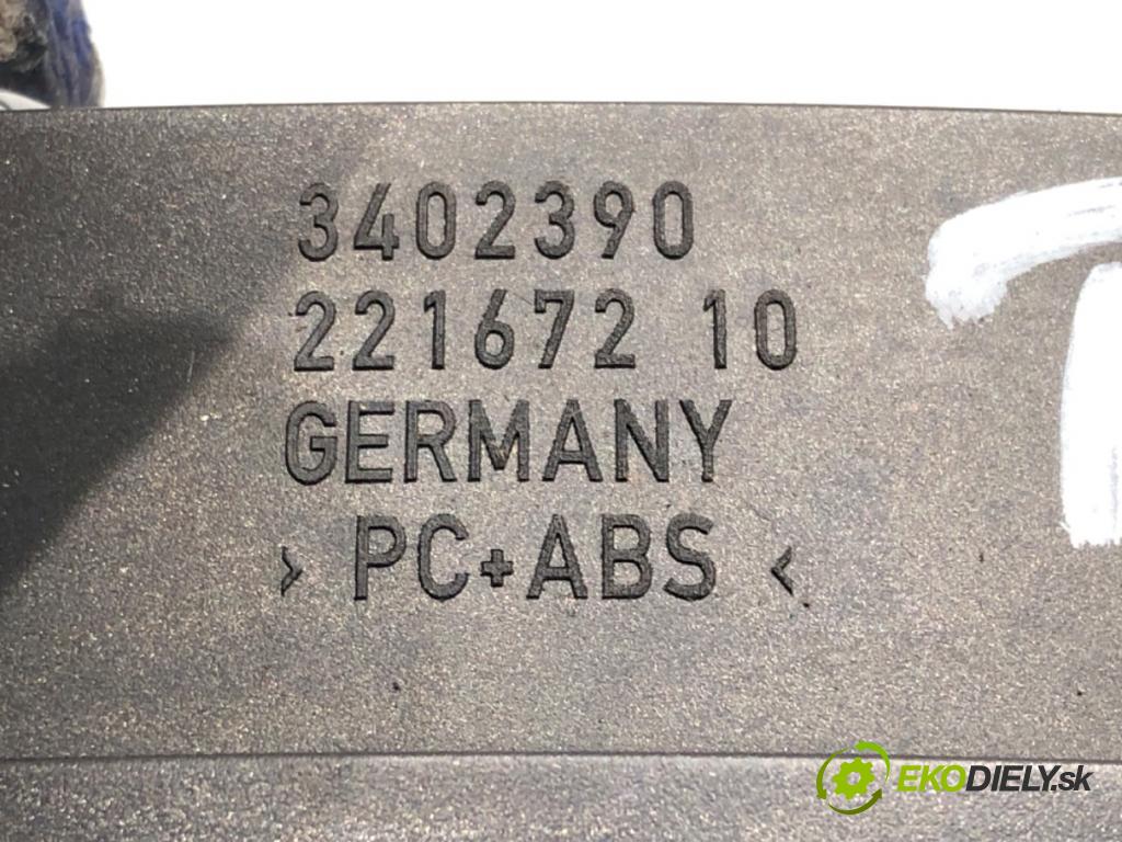 BMW X3 (E83) 2003 - 2011    2.0 d 110 kW [150 KM] olej napędowy 2004 - 2007  Držiak na nápoje 22167210 (Úchyty, držiaky na nápoje)