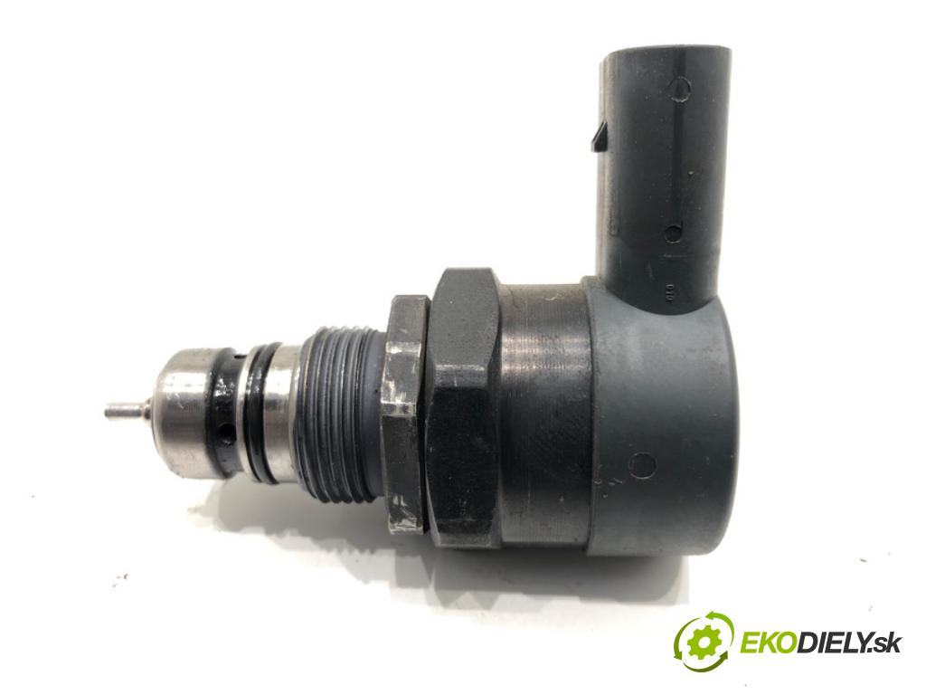 BMW X3 (E83) 2003 - 2011    2.0 d 110 kW [150 KM] olej napędowy 2004 - 2007  Regulátor tlaku paliva 0281002481 (Ostatné)