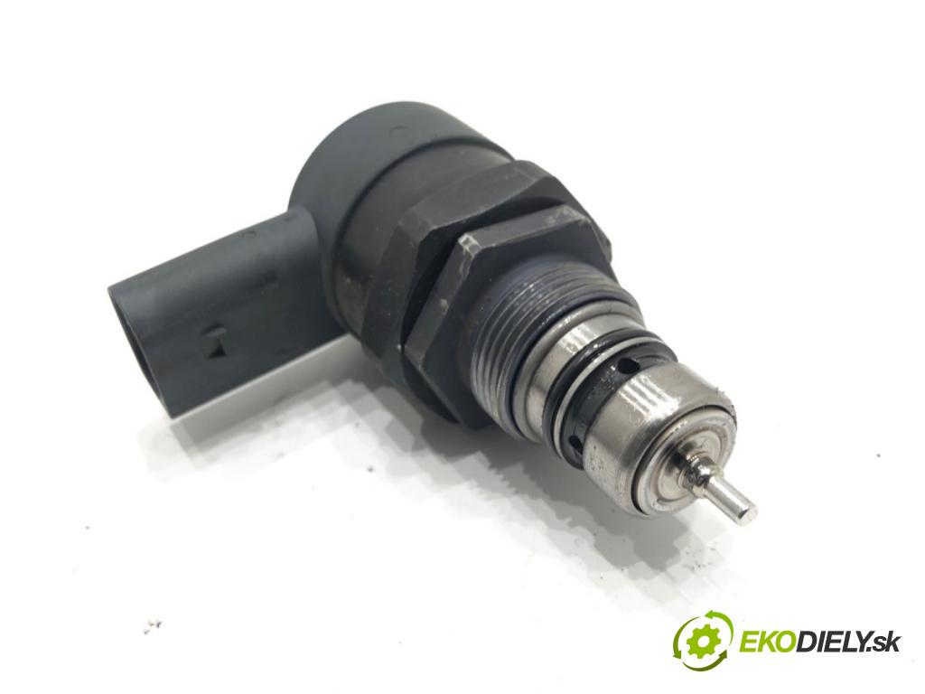 BMW X3 (E83) 2003 - 2011    2.0 d 110 kW [150 KM] olej napędowy 2004 - 2007  Regulátor tlaku paliva 0281002481 (Ostatné)