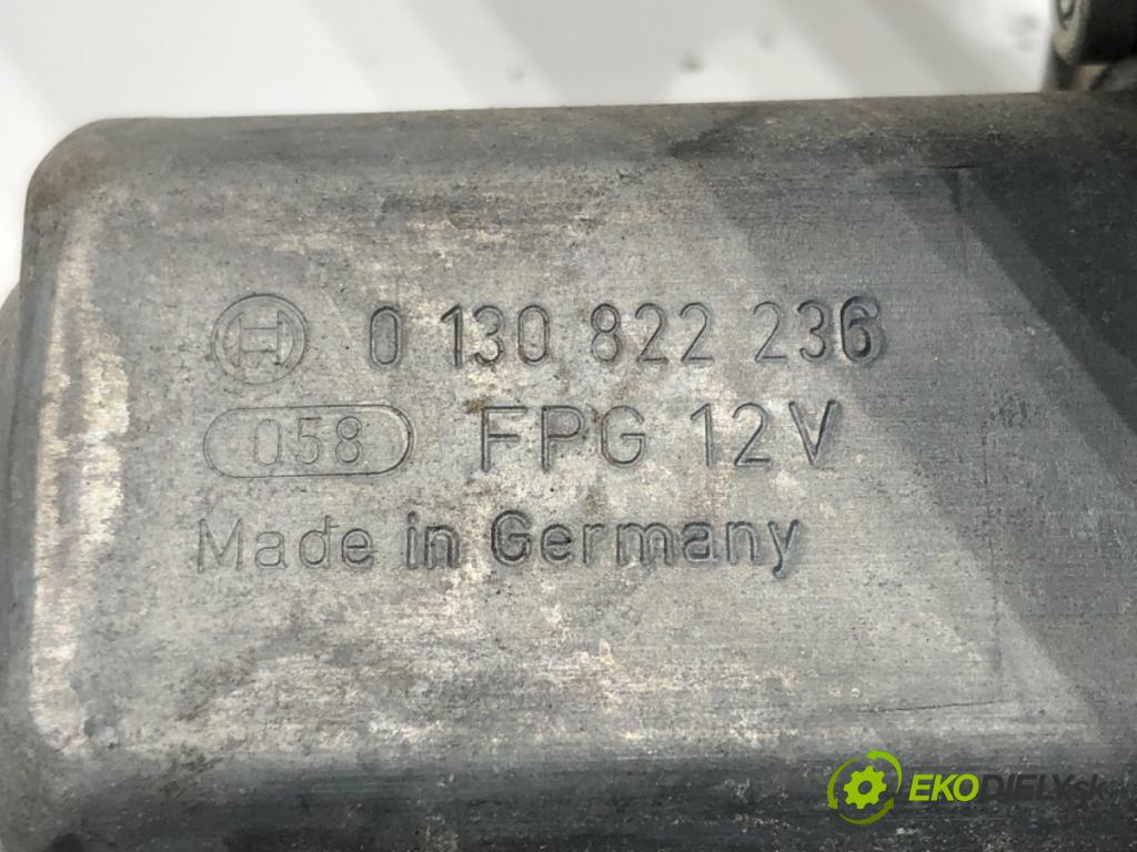BMW X3 (E83) 2003 - 2011    2.0 d 110 kW [150 KM] olej napędowy 2004 - 2007  mechanismus okna pravý zadní část 6925966