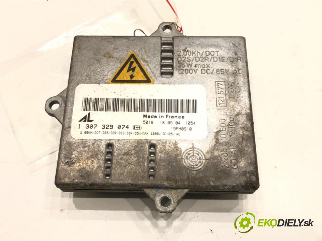 BMW X3 (E83) 2003 - 2011    2.0 d 110 kW [150 KM] olej napędowy 2004 - 2007  Menič XENON 1307329074 (Riadiace jednotky xenónu)