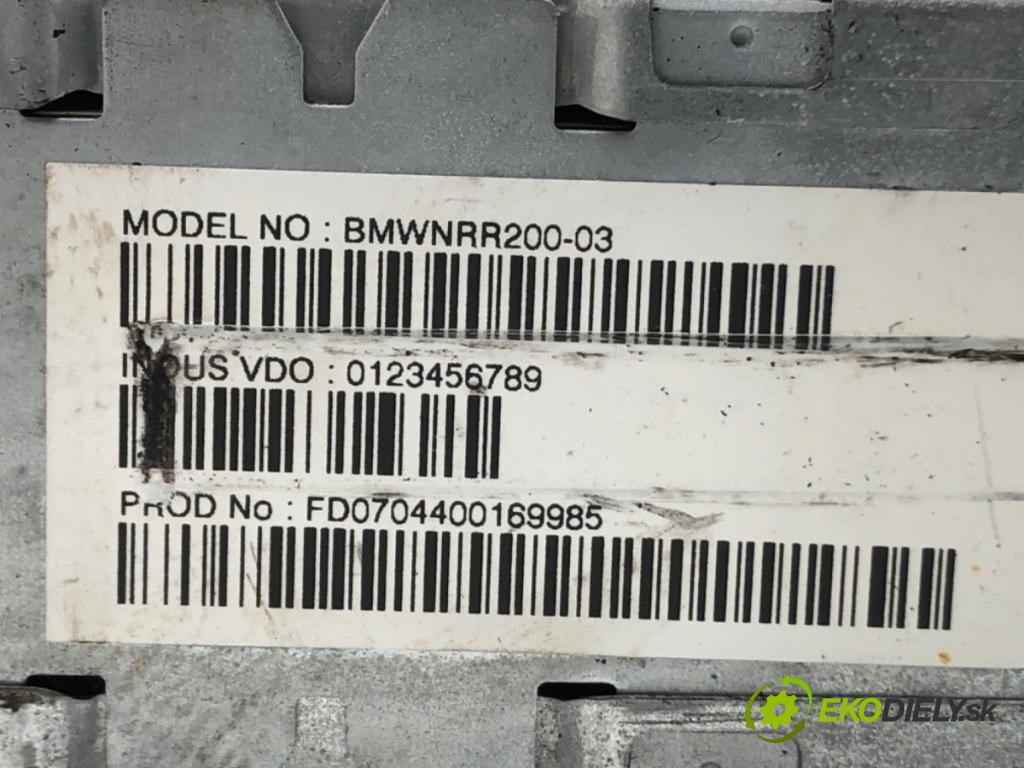 BMW X3 (E83) 2003 - 2011    2.0 d 110 kW [150 KM] olej napędowy 2004 - 2007  čítač navigácie NRR200-03 (Ostatné)