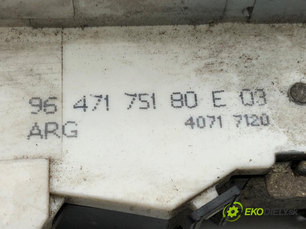 CITROEN C4 I (LC_) 2004 - 2014    1.6 HDi 80 kW [109 KM] olej napędowy 2004 - 2011  zámok dveře levý zadní část 9647175180