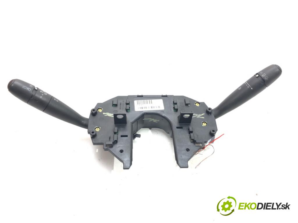 CITROEN C4 I (LC_) 2004 - 2014    1.6 HDi 80 kW [109 KM] olej napędowy 2004 - 2011  Prepínač kombinovaný 345657336 (Prepínače, spínače, tlačidlá a ovládače kúrenia)