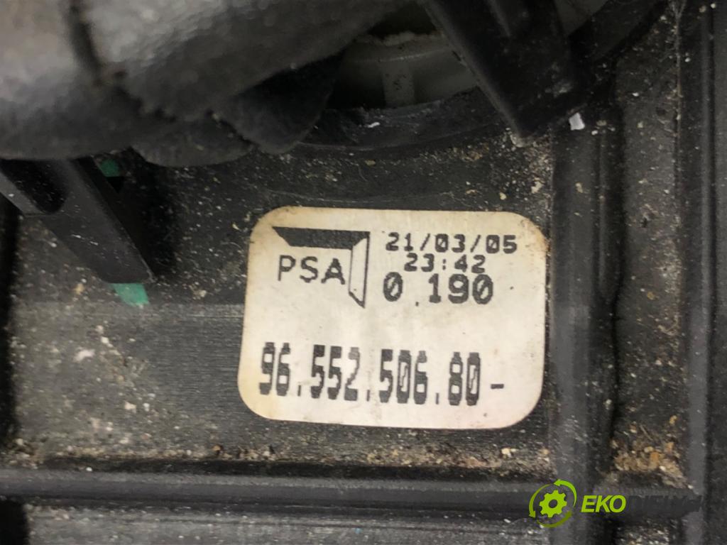 CITROEN C4 I (LC_) 2004 - 2014    1.6 HDi 80 kW [109 KM] olej napędowy 2004 - 2011  Kulisa 9655250680 (Rýchlostné páky / kulisy)
