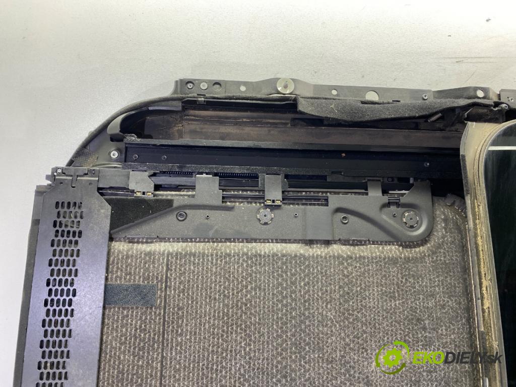 BMW X3 (E83) 2003 - 2011    2.0 d 110 kW [150 KM] olej napędowy 2004 - 2007  střešní okno 6922652 (Okna karoserie)