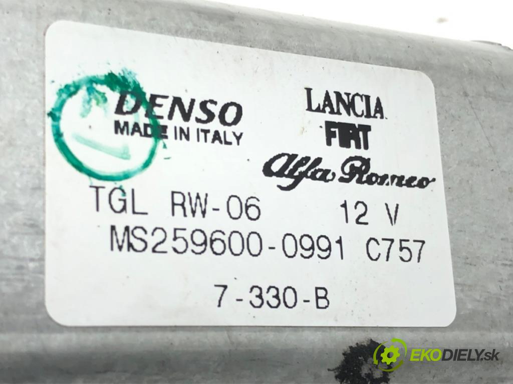 FIAT BRAVO II (198_) 2006 - 2022    1.9 D Multijet (198AXC1B) 110 kW [150 KM] olej napędowy 2007 - 2014  motor stěračů zadní část MS259600-0991