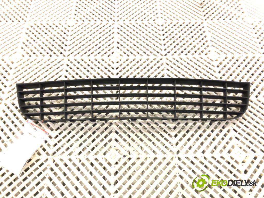 FIAT BRAVO II (198_) 2006 - 2022    1.9 D Multijet (198AXC1B) 110 kW [150 KM] olej napędowy 2007 - 2014  mří nárazníka přední část 735414653 (Mřížky (masky) chladičů)