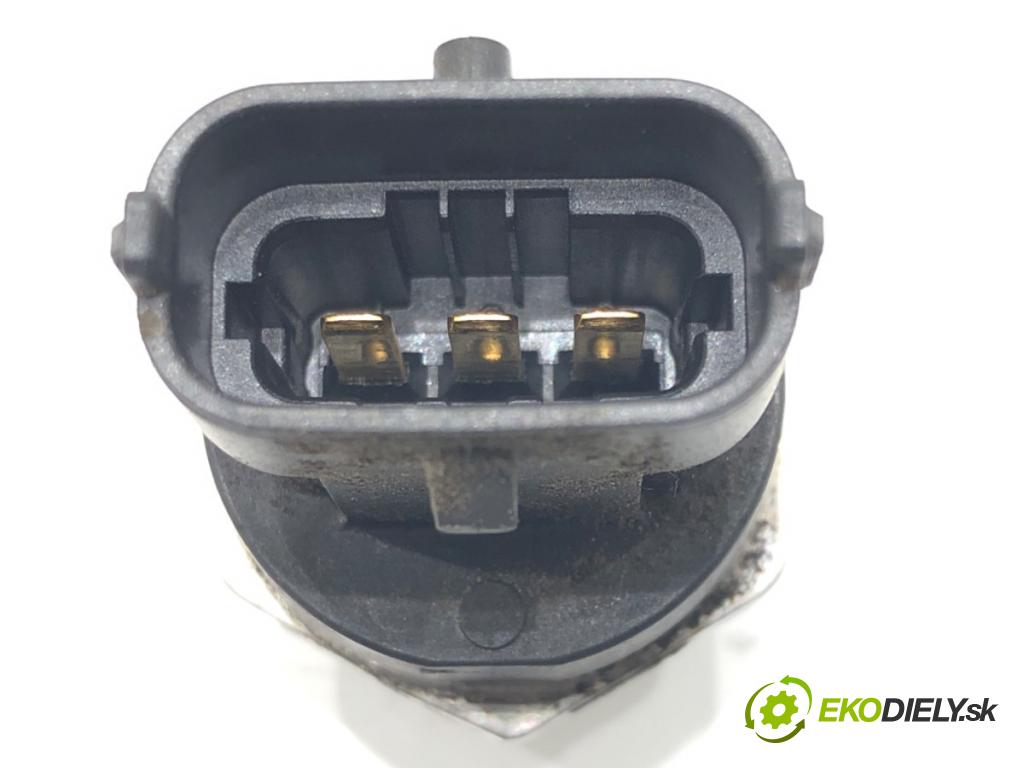 FIAT BRAVO II (198_) 2006 - 2022    1.9 D Multijet (198AXC1B) 110 kW [150 KM] olej napędowy 2007 - 2014  Snímač tlaku paliva 0281002903 (Snímače)