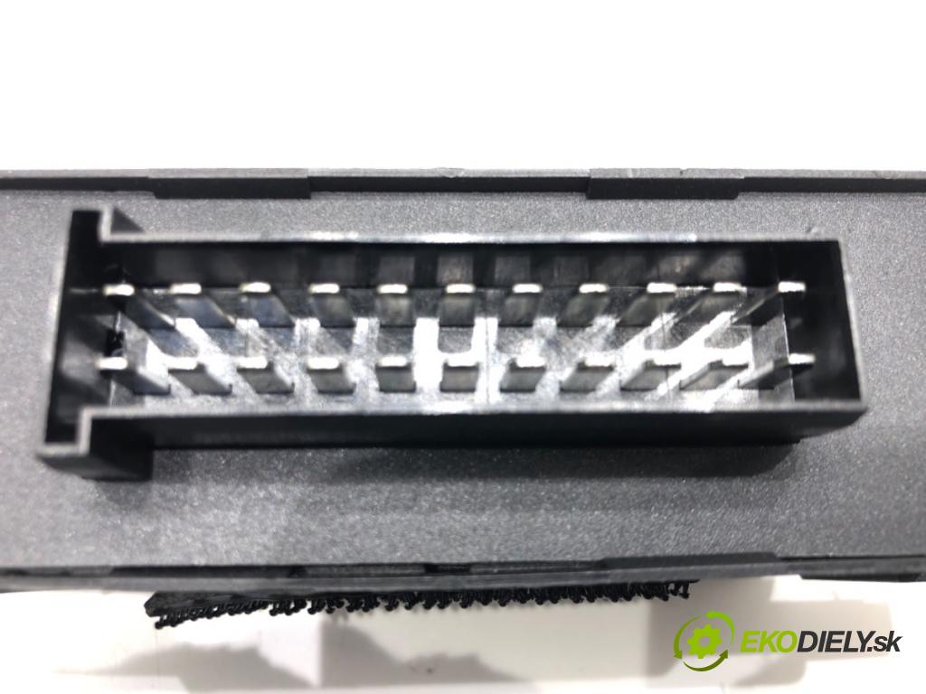 FIAT BRAVO II (198_) 2006 - 2022    1.9 D Multijet (198AXC1B) 110 kW [150 KM] olej napędowy 2007 - 2014  Modul ťažného oka 10R-02115400 (Ostatné)