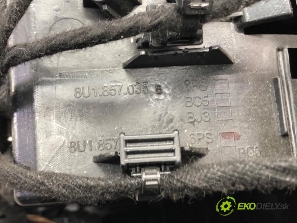 AUDI Q3 (8UB, 8UG) 2011 - 2018    2.0 TDI 130 kW [177 KM] olej napędowy 2011 - 2015  Priehradka, kastlík spolujazdca 8U1857035B (Priehradky, kastlíky)