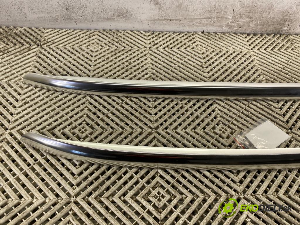 AUDI Q3 (8UB, 8UG) 2011 - 2018    2.0 TDI 130 kW [177 KM] olej napędowy 2011 - 2015  zábradlí: STŘECHA 8U0860022A 8U0860021A