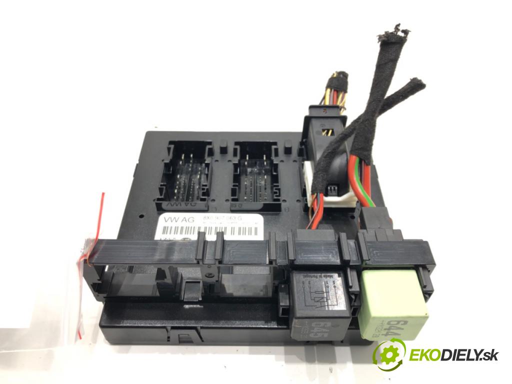 AUDI Q3 (8UB, 8UG) 2011 - 2018    2.0 TDI 130 kW [177 KM] olej napędowy 2011 - 2015  Modul komfortu 8X0907063G (Moduly komfortu)