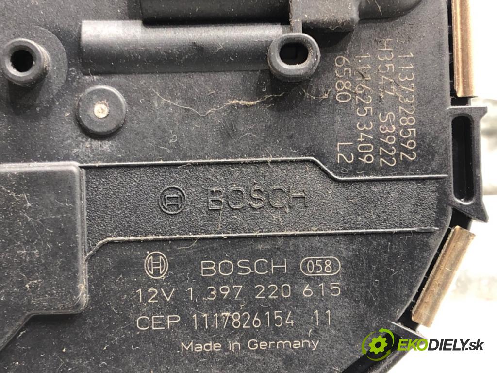 AUDI Q3 (8UB, 8UG) 2011 - 2018    2.0 TDI 130 kW [177 KM] olej napędowy 2011 - 2015  Mechanizmus stieračov predný 8U1955023 (Motorčeky stieračov predné)