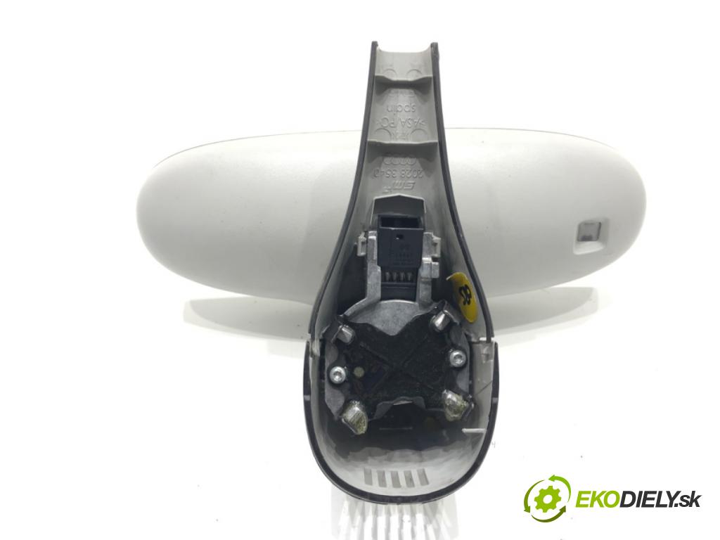 AUDI Q3 (8UB, 8UG) 2011 - 2018    2.0 TDI 130 kW [177 KM] olej napędowy 2011 - 2015  zpětné zrcátko vnitřní 8U0857511AE (Světla vnitřní)