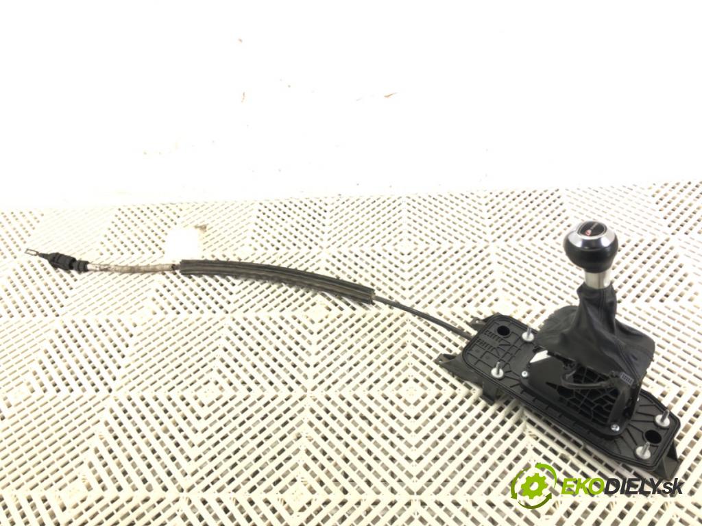 AUDI Q3 (8UB, 8UG) 2011 - 2018    2.0 TDI 130 kW [177 KM] olej napędowy 2011 - 2015  Kulisa 5N1713025D (Rýchlostné páky / kulisy)