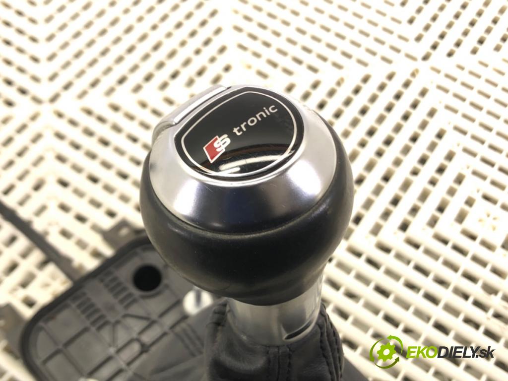 AUDI Q3 (8UB, 8UG) 2011 - 2018    2.0 TDI 130 kW [177 KM] olej napędowy 2011 - 2015  Kulisa 5N1713025D (Rýchlostné páky / kulisy)