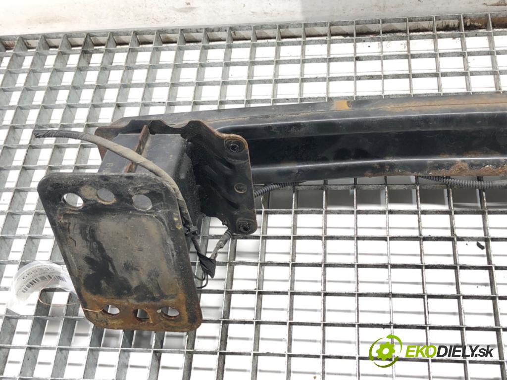 MAZDA 2 (DY) 2003 - 2007    1.4 CD 50 kW [68 KM] olej napędowy 2003 - 2007  výztuha nárazníka přední část  (Výztuhy přední)