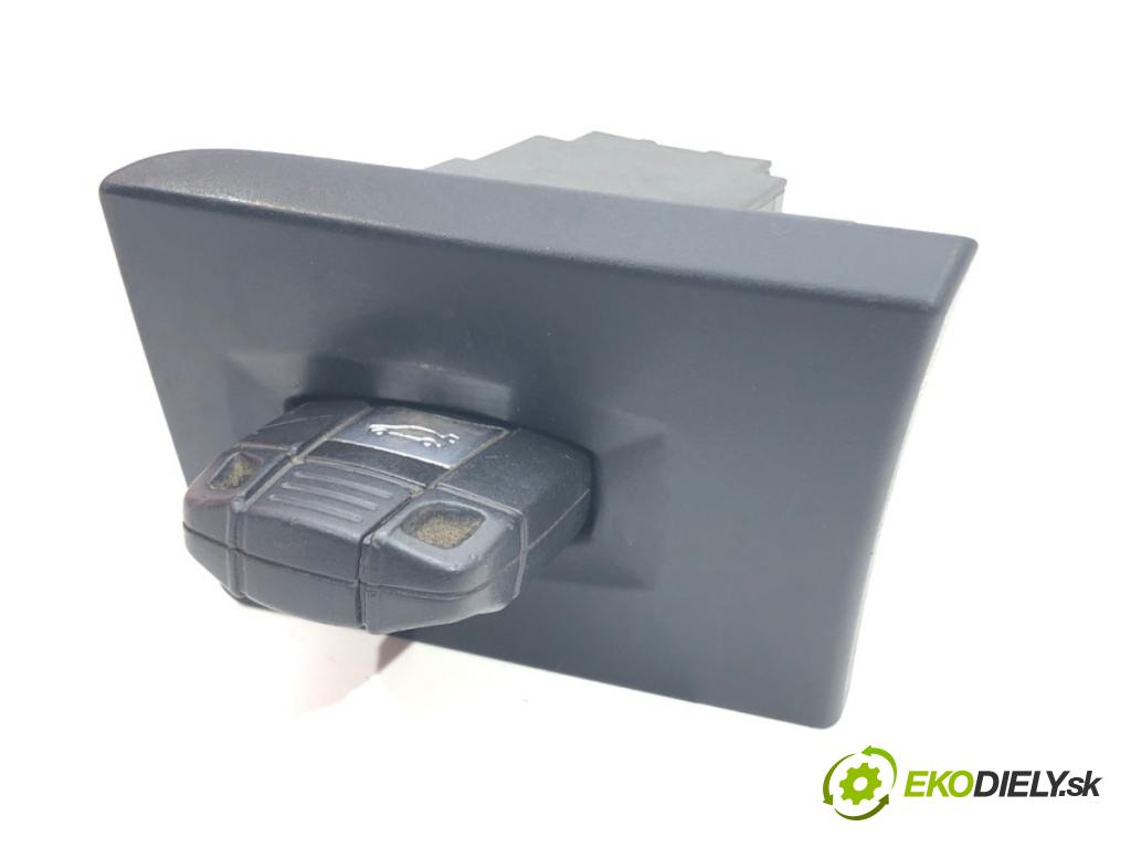 BMW 3 Touring (E91) 2004 - 2012    320 d 130 kW [177 KM] olej napędowy 2007 - 2010  spinačka  (Spínacie skrinky a kľúče)