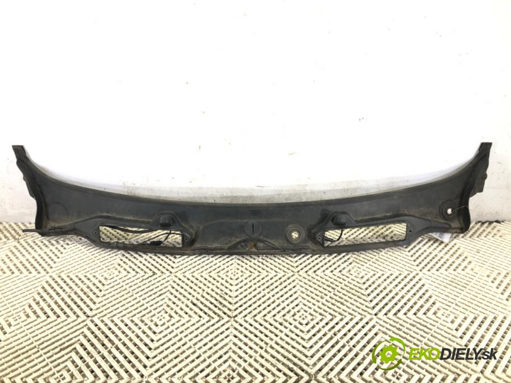 BMW 3 Touring (E91) 2004 - 2012    320 d 130 kW [177 KM] olej napędowy 2007 - 2010  Torpédo, plast pod čelné okno 7180743 (Torpéda)