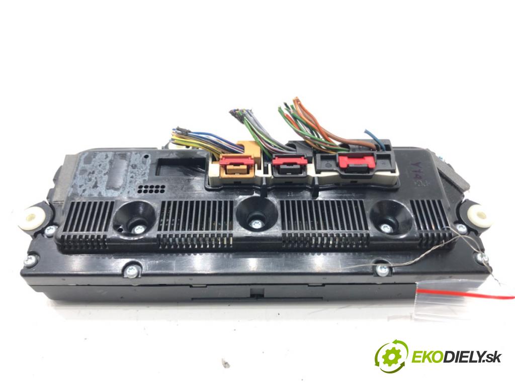 VW GOLF V (1K1) 2003 - 2010    1.9 TDI 66 kW [90 KM] olej napędowy 2004 - 2008  Panel ovládania kúrenia  (Prepínače, spínače, tlačidlá a ovládače kúrenia)