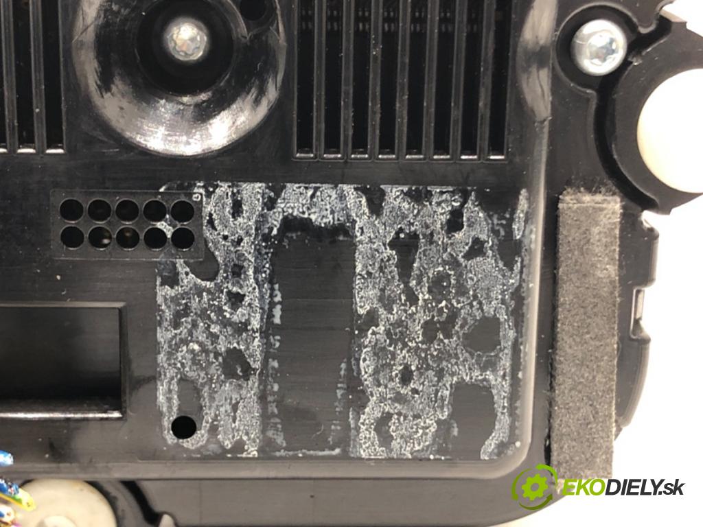 VW GOLF V (1K1) 2003 - 2010    1.9 TDI 66 kW [90 KM] olej napędowy 2004 - 2008  Panel ovládania kúrenia  (Prepínače, spínače, tlačidlá a ovládače kúrenia)