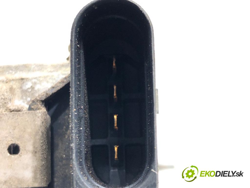 VW GOLF V (1K1) 2003 - 2010    1.9 TDI 66 kW [90 KM] olej napędowy 2004 - 2008  Mechanizmus stieračov predný 1K1955119B (Motorčeky stieračov predné)