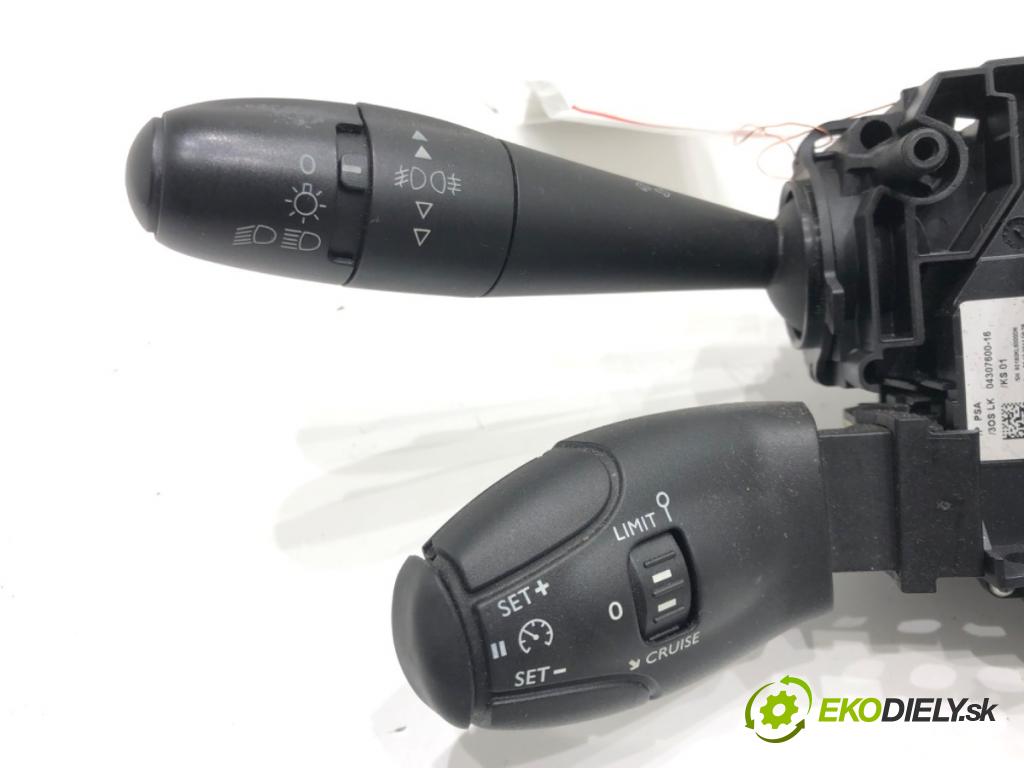 CITROEN C3 II (SC_) 2009 - 2022    1.4 54 kW [73 KM] benzyna 2009 - 2016  Prepínač kombinovaný 96667324XT (Prepínače, spínače, tlačidlá a ovládače kúrenia)