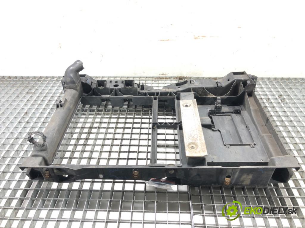 CITROEN C3 II (SC_) 2009 - 2022    1.4 54 kW [73 KM] benzyna 2009 - 2016  držák přední část  (Výztuhy přední)