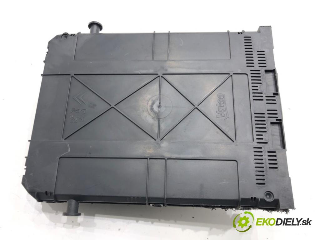 CITROEN C3 II (SC_) 2009 - 2022    1.4 54 kW [73 KM] benzyna 2009 - 2016  modul BSI 9666952080 (Pojistkové skříňky)