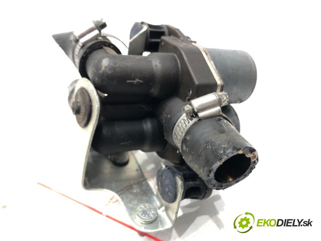 MERCEDES-BENZ CLK (C208) 1997 - 2003    200 (208.335) 100 kW [136 KM] benzyna 1997 - 2002  Magnetický ventil vody 4950000005 (Ostatné)