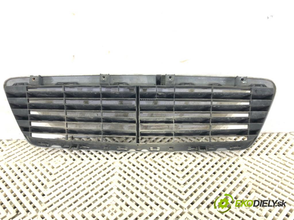 MERCEDES-BENZ CLK (C208) 1997 - 2003    200 (208.335) 100 kW [136 KM] benzyna 1997 - 2002  mřížka maska 771500002 (Mřížky (masky) chladičů)