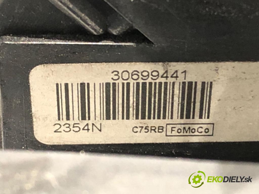 VOLVO V50 (545) 2003 - 2012    2.0 D 100 kW [136 KM] olej napędowy 2004 - 2010  zámok dveře levý přední část 30699441