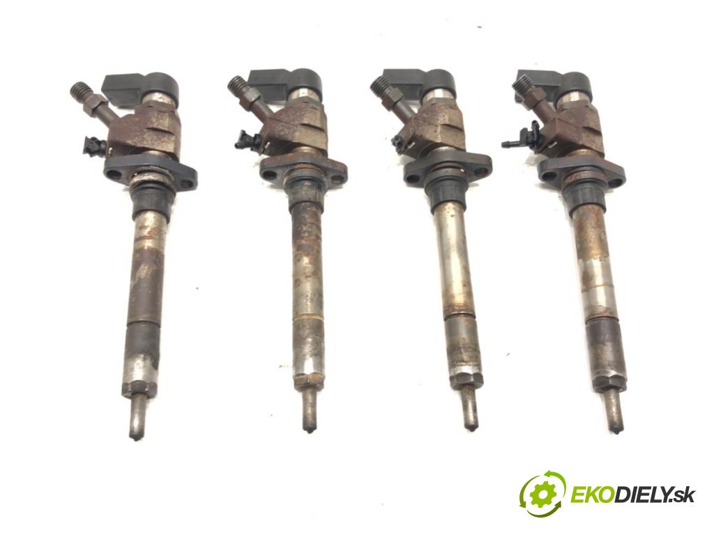 VOLVO V50 (545) 2003 - 2012    2.0 D 100 kW [136 KM] olej napędowy 2004 - 2010  Vstrekovacie ventily 9647247280