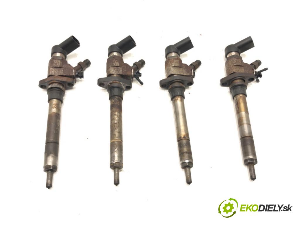 VOLVO V50 (545) 2003 - 2012    2.0 D 100 kW [136 KM] olej napędowy 2004 - 2010  Vstrekovacie ventily 9647247280