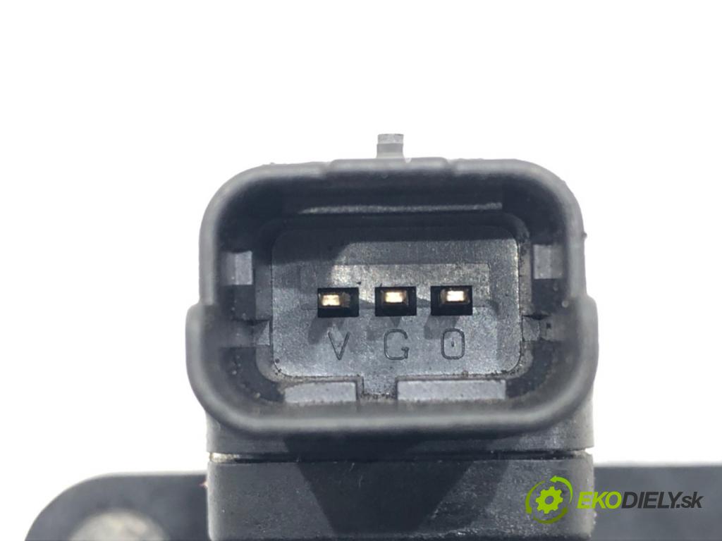 VOLVO V50 (545) 2003 - 2012    2.0 D 100 kW [136 KM] olej napędowy 2004 - 2010  Škrtiaca klapka 9657522680 (Škrtiace klapky)