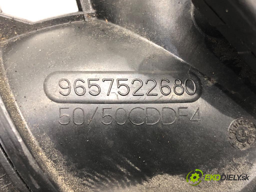 VOLVO V50 (545) 2003 - 2012    2.0 D 100 kW [136 KM] olej napędowy 2004 - 2010  Škrtiaca klapka 9657522680 (Škrtiace klapky)