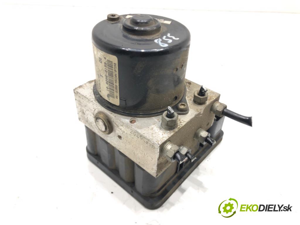 VOLVO V50 (545) 2003 - 2012    2.0 D 100 kW [136 KM] olej napędowy 2004 - 2010  Pumpa ABS 30672504 (Pumpy ABS)