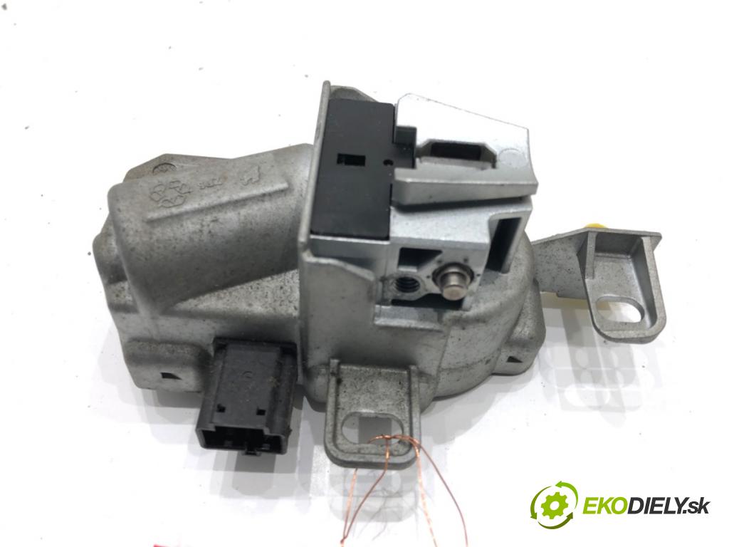 VOLVO V50 (545) 2003 - 2012    2.0 D 100 kW [136 KM] olej napędowy 2004 - 2010  blokáda volantu P30741403 (Ostatné)