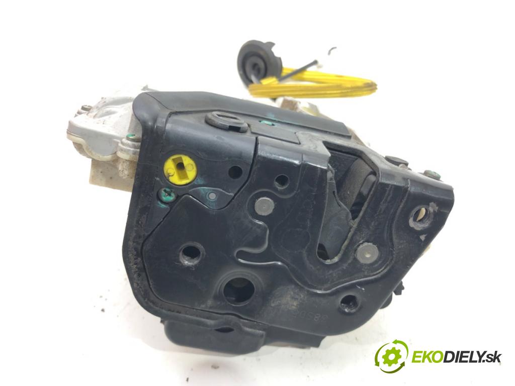 AUDI A6 C6 Avant (4F5) 2004 - 2011    3.0 TDI quattro 165 kW [225 KM] olej napędowy 2005 - 2006  zámok dveře levý zadní část 4f0839015
